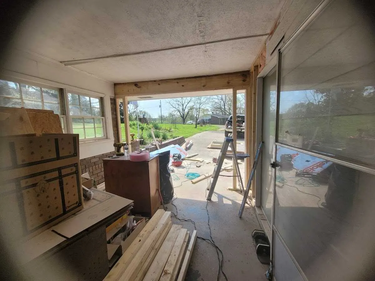 Air movers and dehumidifier for Water Mitigation Services in Camillus